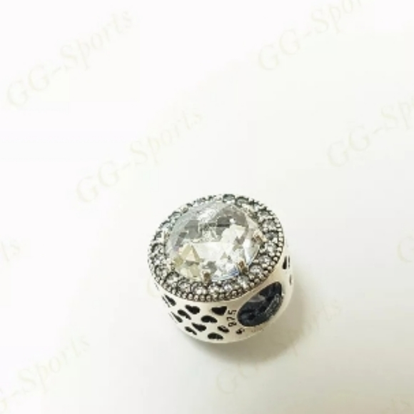 Pandora clear radiant Hearts charm. - Picture 5 of 8